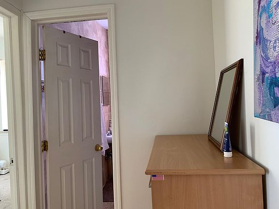 4th image of 241 Sand Ln #2A