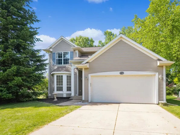 3877 W De Blaay Ct SE, Kentwood, MI 49512