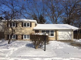 1910 Herbert Dr, Waukegan, IL 60087