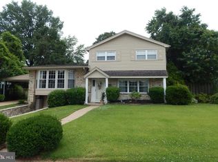 3902 Dorchester Rd, Philadelphia, PA 19154