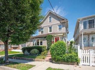 22013 146th Ave, Springfield Gardens, NY 11413