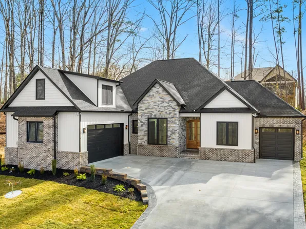 221 Chahyga Cir, Loudon, TN 37774