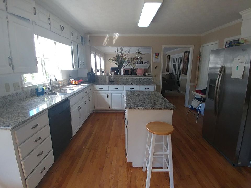 2nd image of 3624 Timberloch Trl