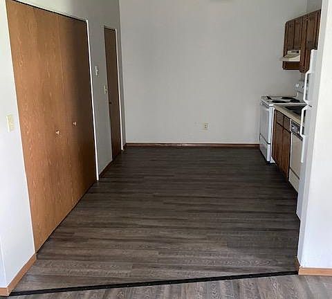 5th image of 505 Pepperhill Ct