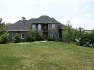 567 Austin Springs Rd, Johnson City, TN 37601