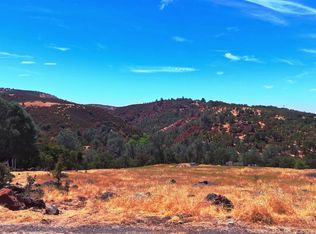 7033 Cane Ln, Valley Springs, CA 95252