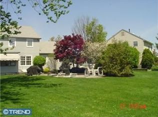 73 S Brookline Dr, Laurel Springs, NJ 08021