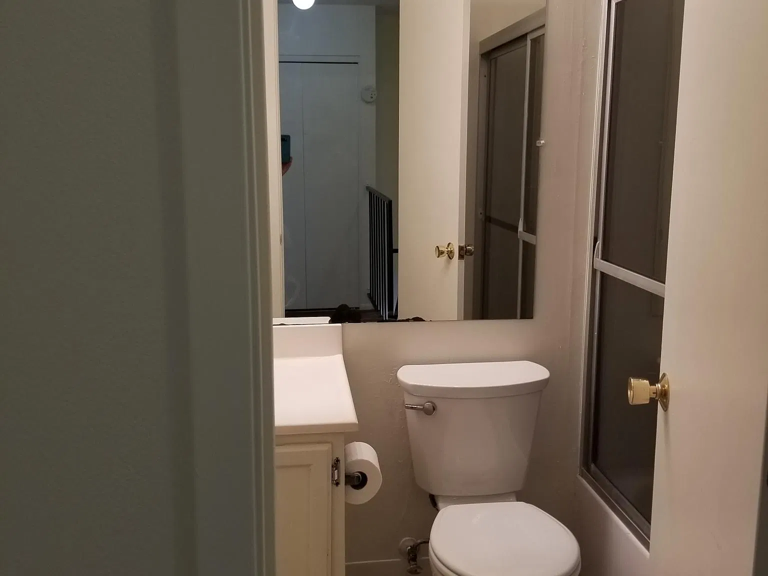 2 bed, 1.5 bath, 1200 sqft, $1,800 — Photo 3