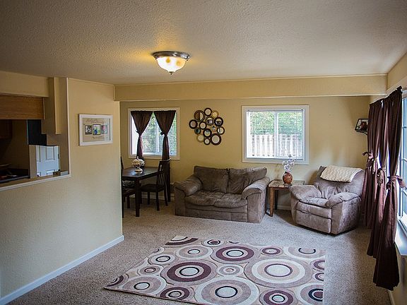 4th image of 319 Dora Ave