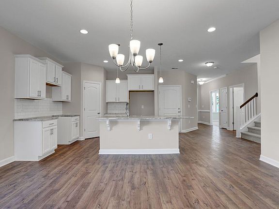 176 Legends Village Loop-5 Compressed