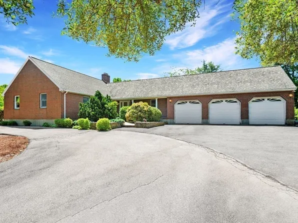 7 Bray St, Gloucester, MA 01930