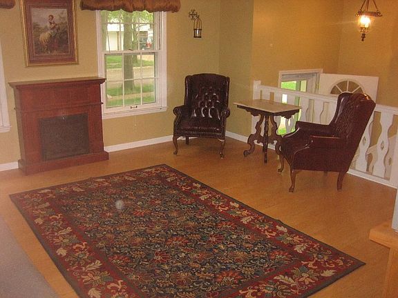 New laminate flooring!