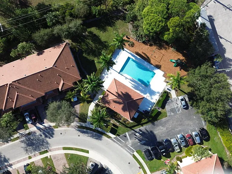 303 Seminole Palms Dr — Photo 55