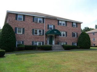 134 Tyngsboro Rd APT 12, North Chelmsford, MA 01863