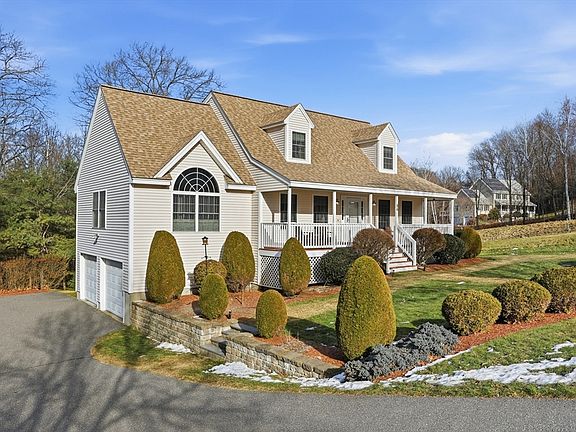 2nd image of 56 Bilotta Way
