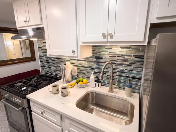 202 12th Ave, Belmar, NJ 07719