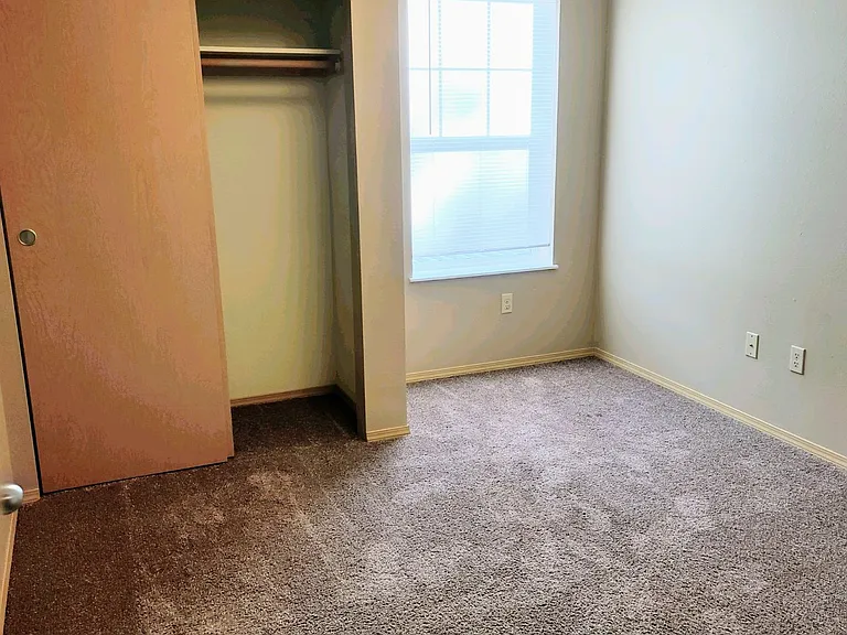 Parkside Apartments — Photo 27