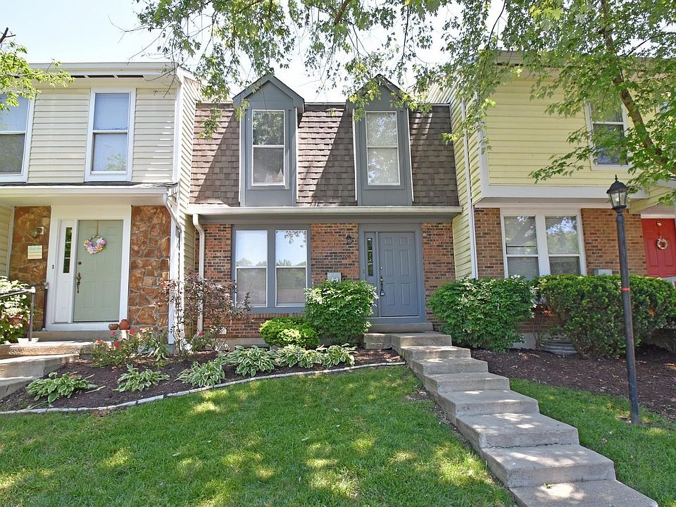 1st image of 806 Woodlyn Dr S
