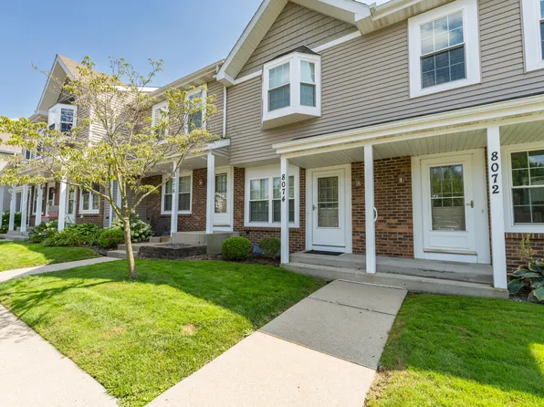 8074 Wimbledon Dr, Portage, MI 49024