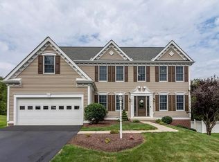 3012 Willowbrook Dr, Bridgeville, PA 15017