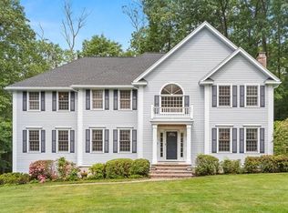 125 Blue Ridge Rd, North Andover, MA 01845