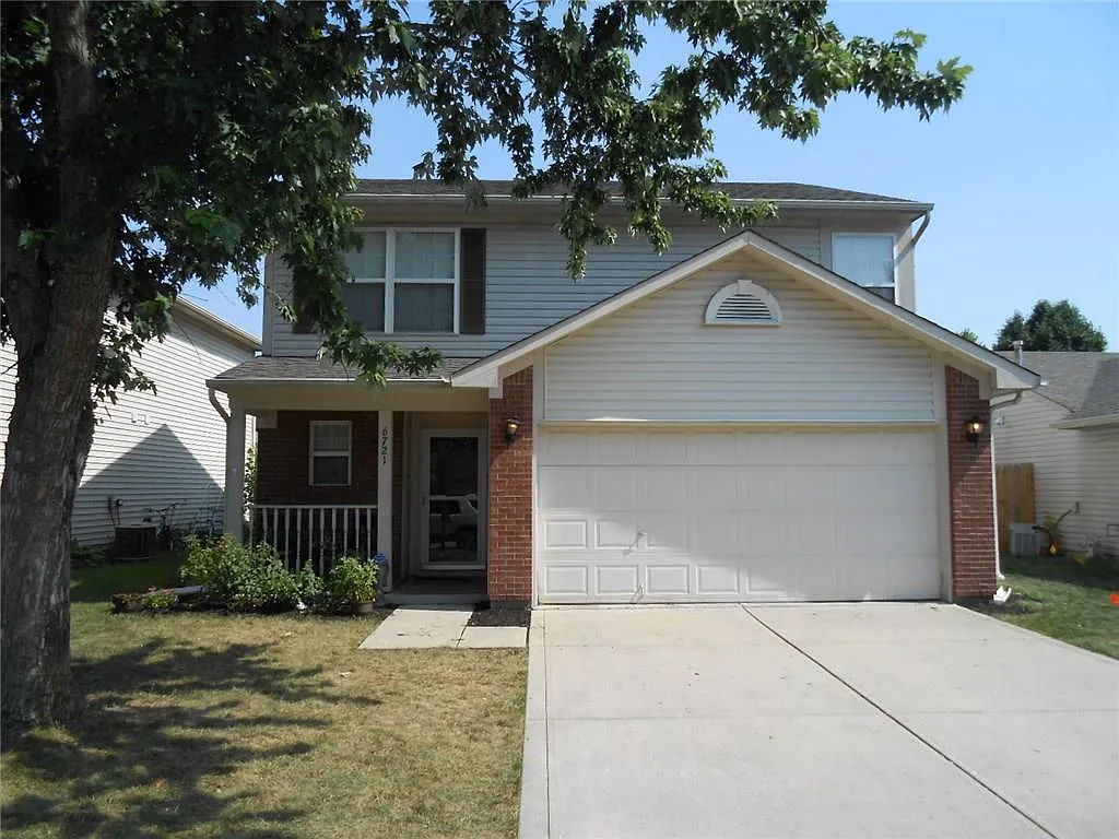 6721 Greendale Ln photo 1