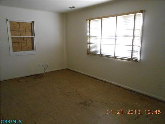 2nd image of 542 S Highland Ave