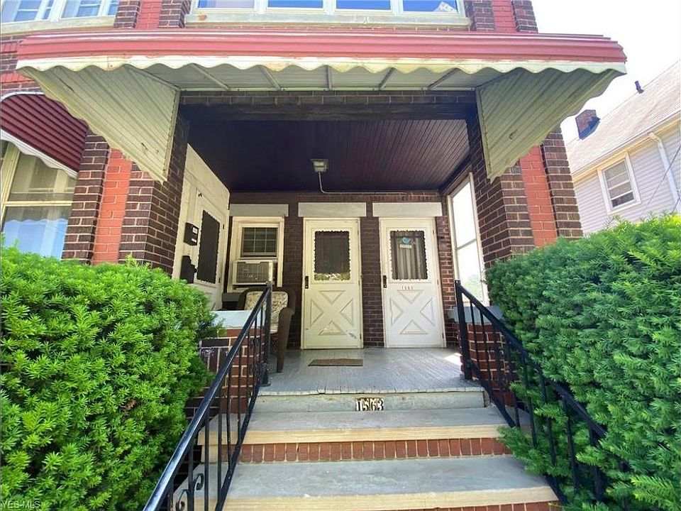 2nd image of 1563 Ridgewood Ave #2