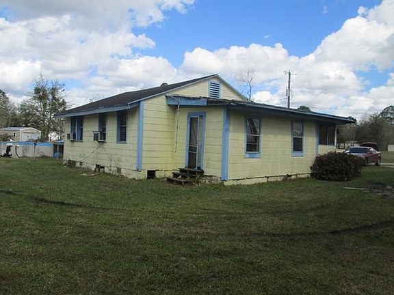 3rd image of 1582 Crandall Ln