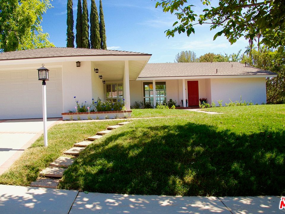 1st image of 22421 De Grasse Dr