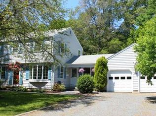260 New Meadow Rd, Barrington, RI 02806