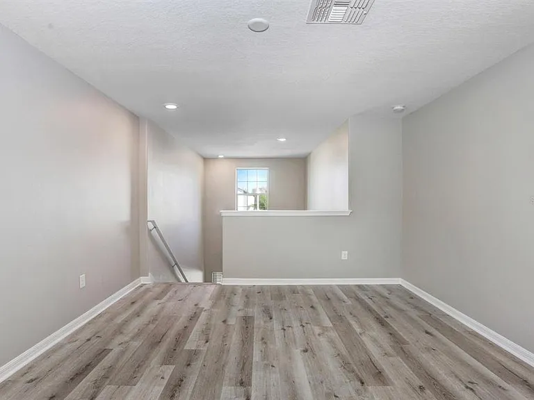 10256 Carloway Hills Dr — Photo 21