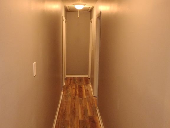 2nd image of 4313 E Minnesota St