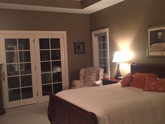 4th image of 2501 Cobblestone Ln