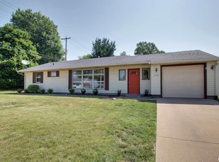 3230 Brentwood Dr, Quincy, IL 62301