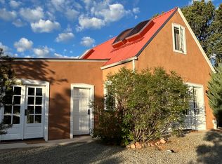 15 Toltec Rd #B, Santa Fe, NM 87505