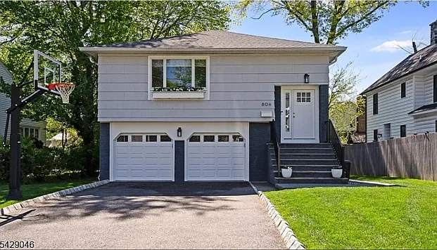 804 Coolidge St — Photo 21
