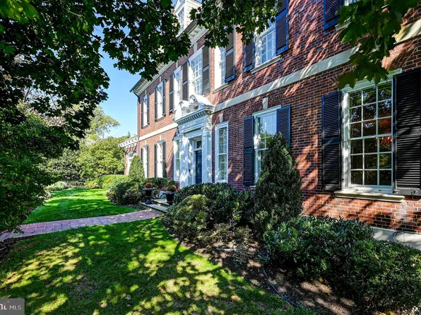 3805 Greenway, Baltimore, MD 21218