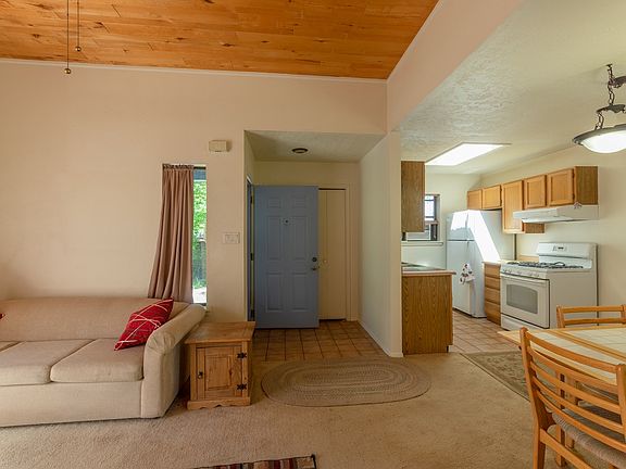 2nd image of 1017 Camino Oraibi