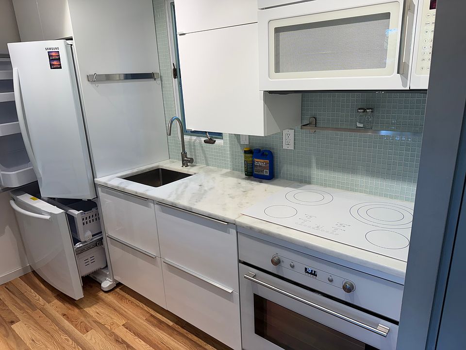 1st image of 283 Aspen Rd