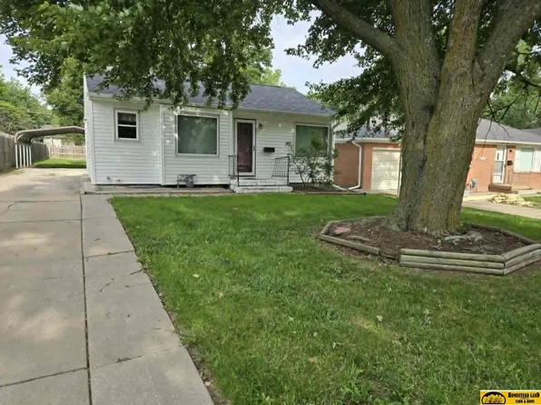 1312 N 10th St, Beatrice, NE 68310