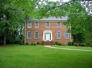 200 Hunters Creek Rd, Forest, VA 24551