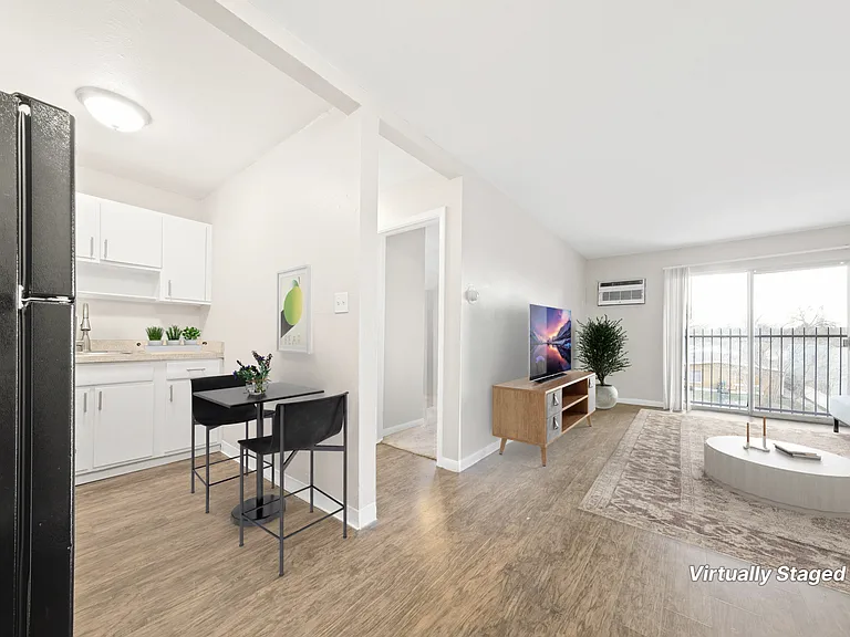 Tailwinds Apartments — Photo 5