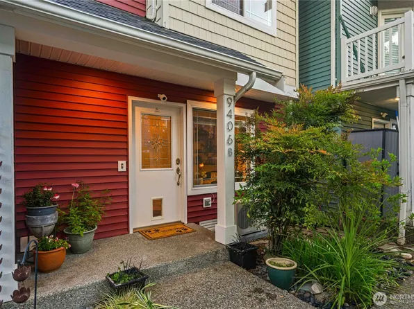 9406 Linden Avenue N #B, Seattle, WA 98103