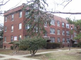 106 John St, Longview, IL 61852