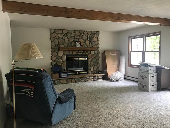4th image of 7344 Leelanau Trl