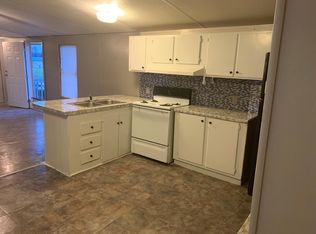 5606 Pepperridge Dr, Fayetteville, NC 28311