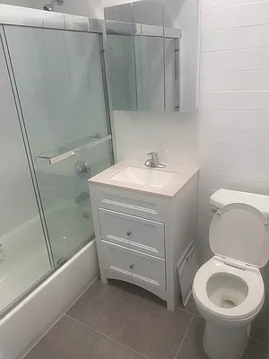 Rented by Gur Altberg, LREB | media 5