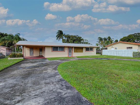 3rd image of 17530 NW 27th Ct