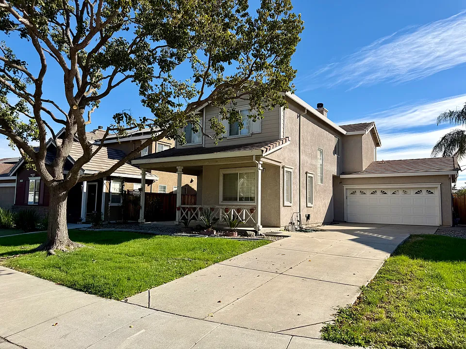 1236 Crossroads Ct
